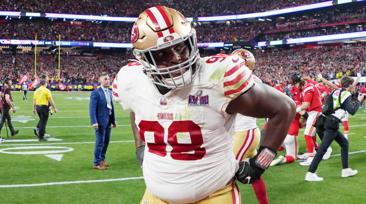 49ers lineman Javon Hargrave exits the field after losing Super Bowl LVIII