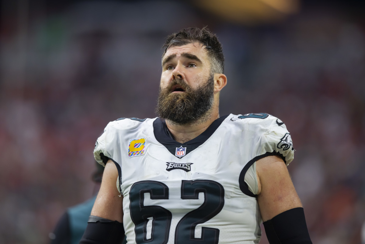 Philadelphia Eagles center Jason Kelce  against the Arizona Cardinals at State Farm Stadium.