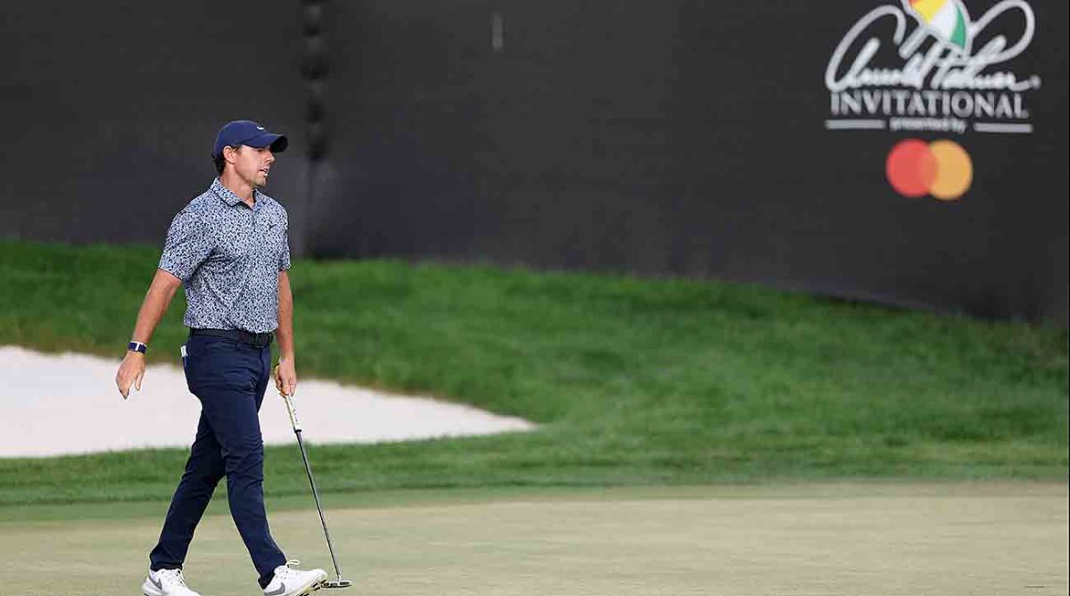 Rory McIlroy reacts to missed putt for birdie on the 18th green during the final round of the 2023 Arnold Palmer Invitational presented by Mastercard at Arnold Palmer Bay Hill Golf Course in Orlando, Fla.