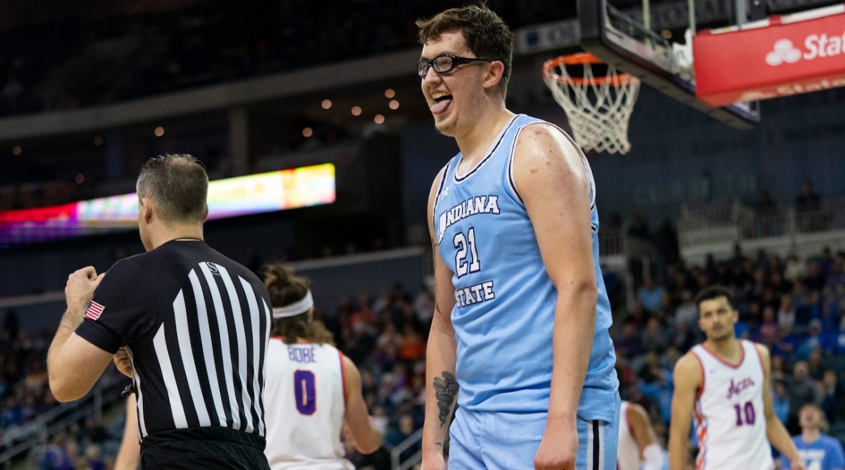 Indiana State’s Robbie Avila (21) reacts after being fouled as the Evansville Purple Aces play the Indiana State Sycamores at Ford Center in Evansville, Ind., on Feb. 28, 2024.