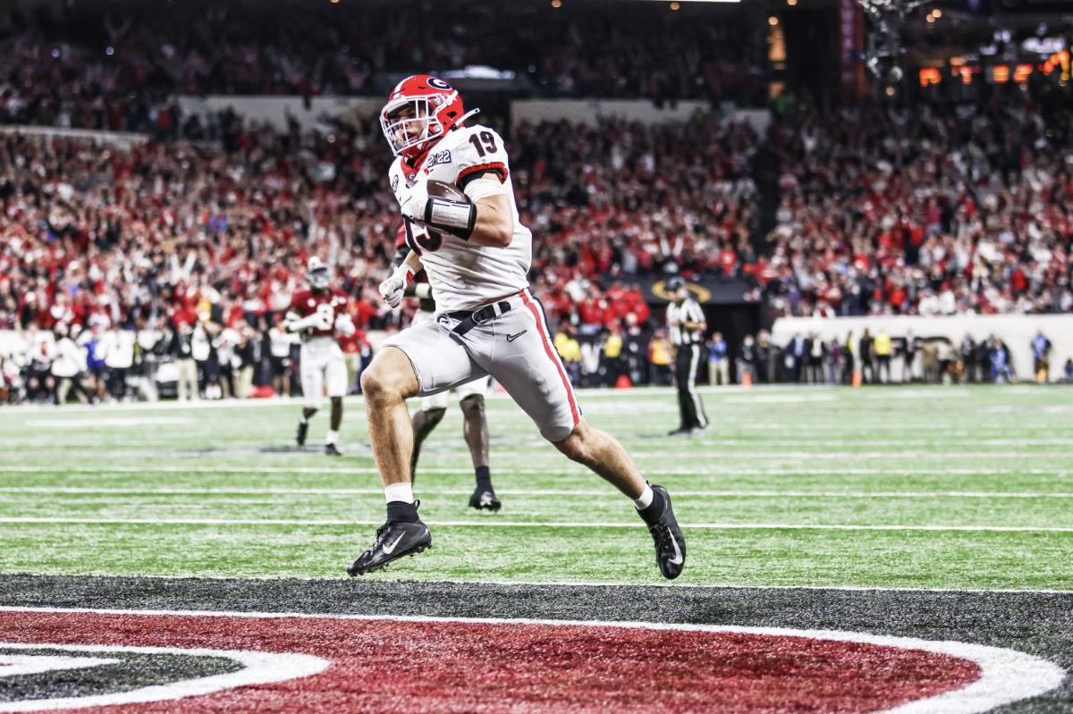 Georgia tight end Brock Bowers during the College Football Playoff National Championship against Alabama at Lucas Oil Stadium in Indianapolis, Ind., on Monday Jan. 10, 2022. (Photo by Mackenzie Miles)