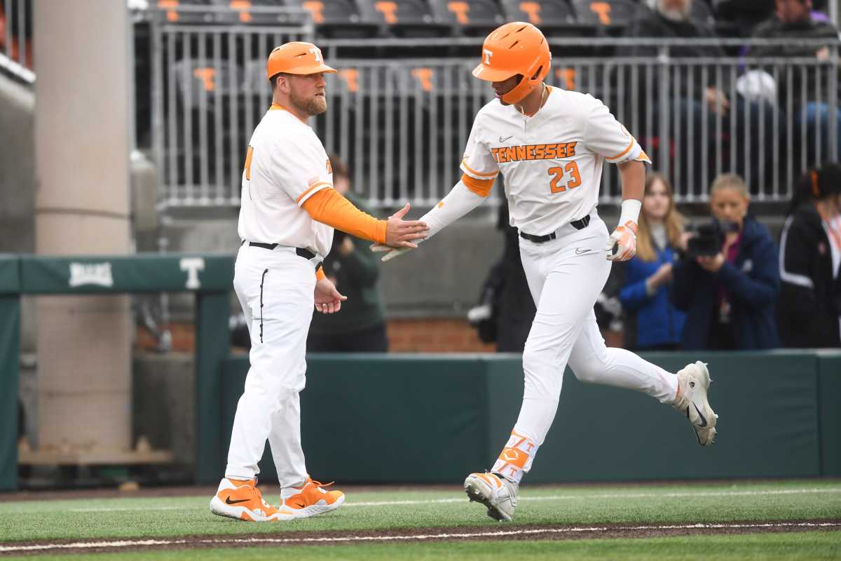 Tennessee Volunteers SS Dean Curley during a game vs. Bowling Green. (Photo by Caitie McMekin of the News Sentinel)
