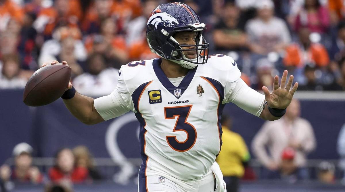 Broncos quarterback Russell Wilson plans to sign with the Pittsburgh Steelers.