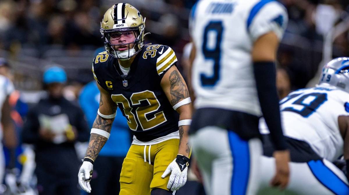 Saints defensive back Tyrann Mathieu looks at the quarterback before a snap during a game vs. the Panthers.