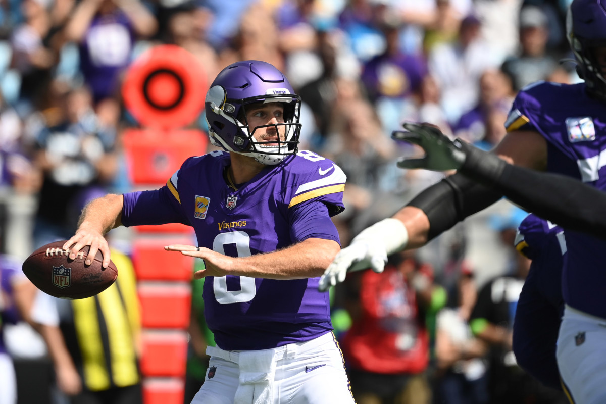 Oct 1, 2023; Charlotte, North Carolina, USA; Minnesota Vikings quarterback Kirk Cousins (8) looks to pass in the first quarter at Bank of America Stadium.