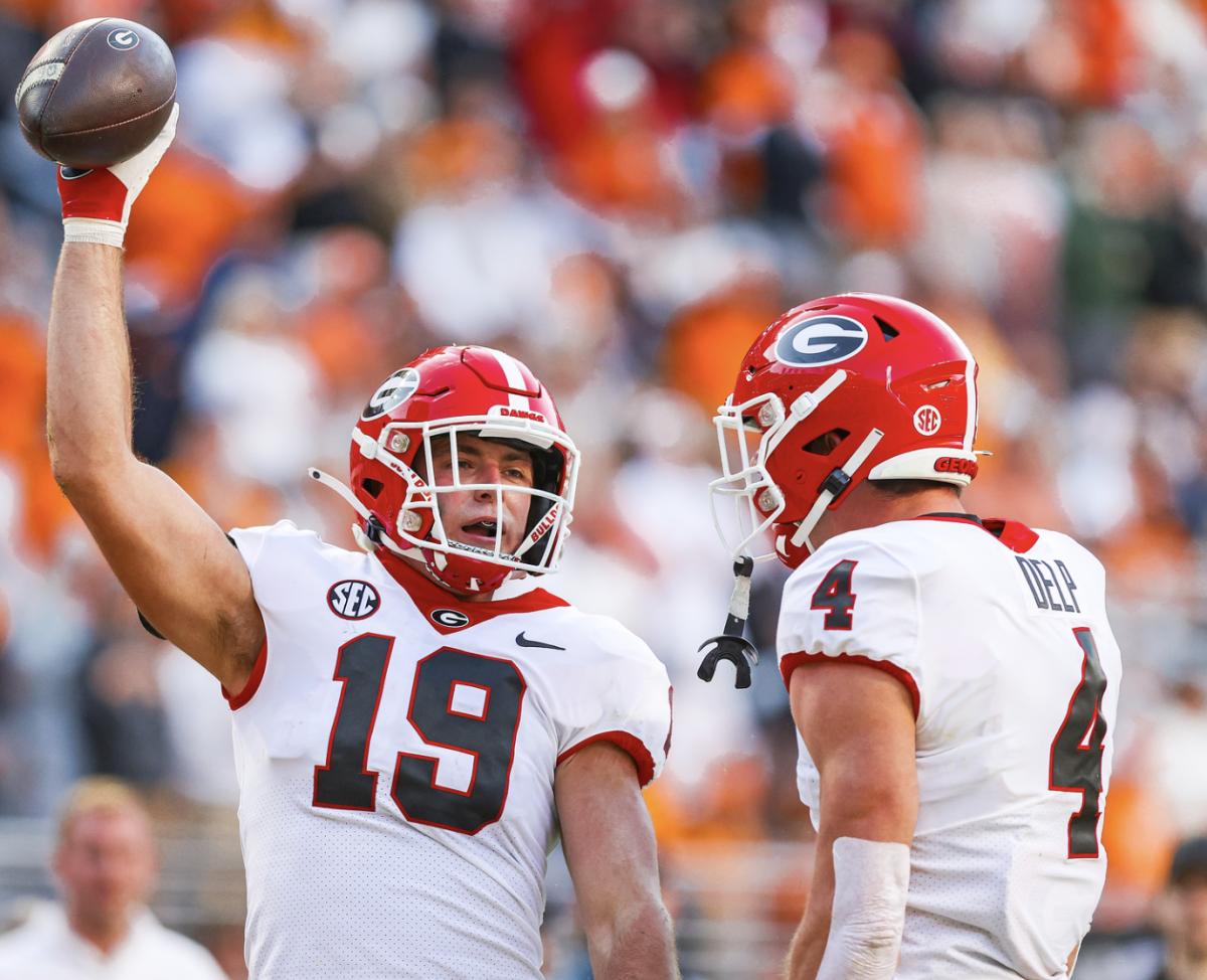 Georgia tight end Brock Bowers during Georgia’s game against Tennessee at Neyland Stadium in Knoxville, Tenn., on Saturday, Nov. 18, 2023. (Tony Walsh/UGAAA)