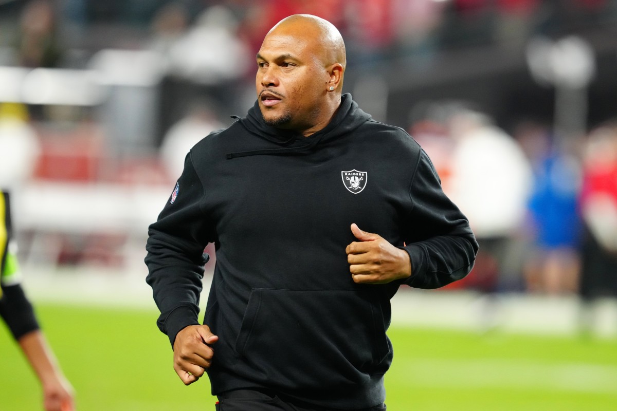 Las Vegas Raiders Coach Antonio Pierce is using his resources to help himself in his first year as a full-time head coach.