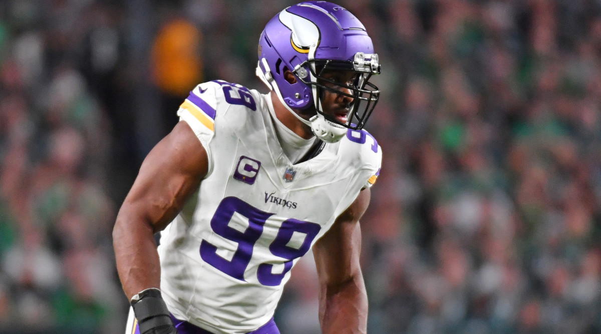 Vikings edge rusher Danielle Hunter