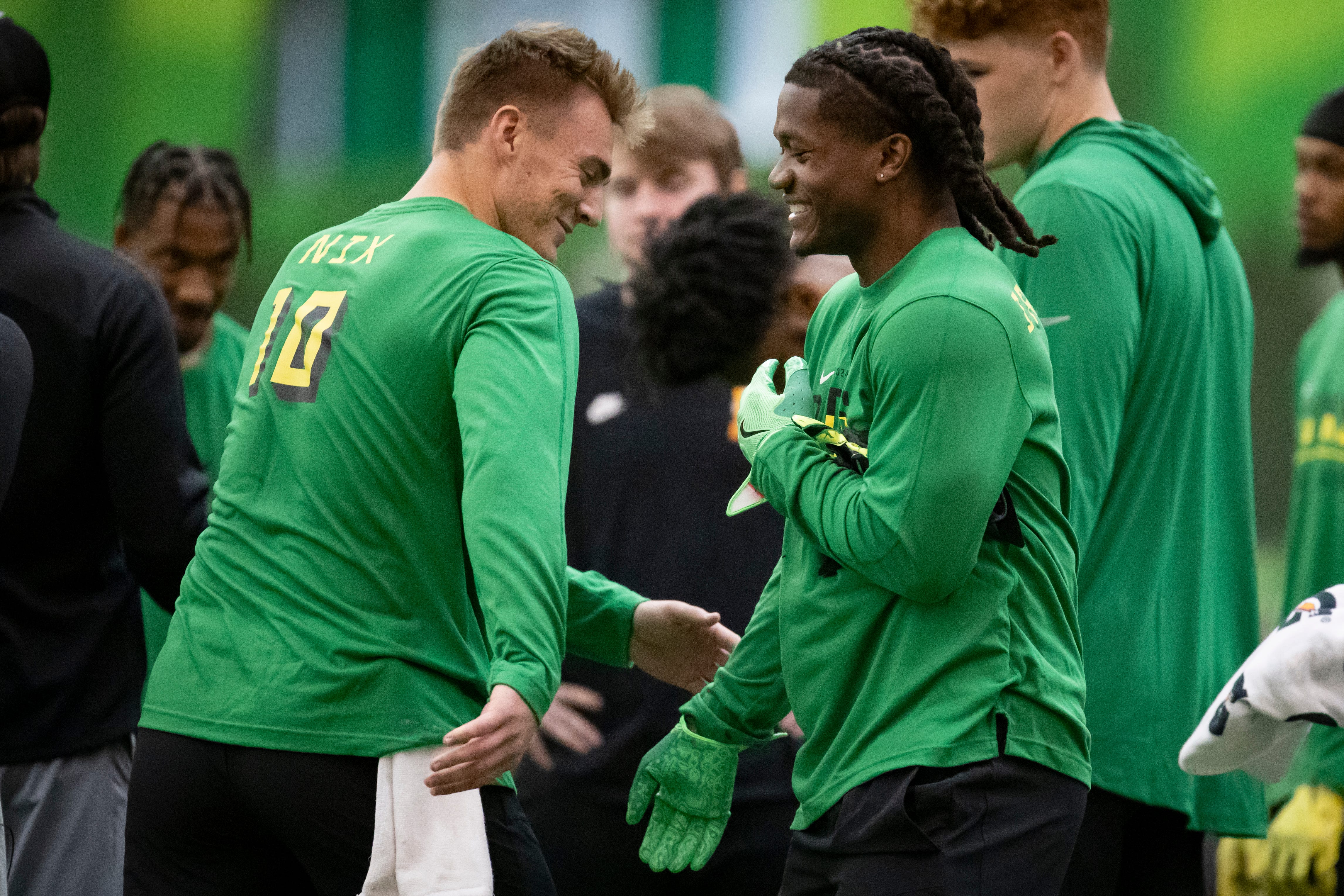 Running back Bucky Irving with quarterback Bo Nix at Oregon's Pro Day.