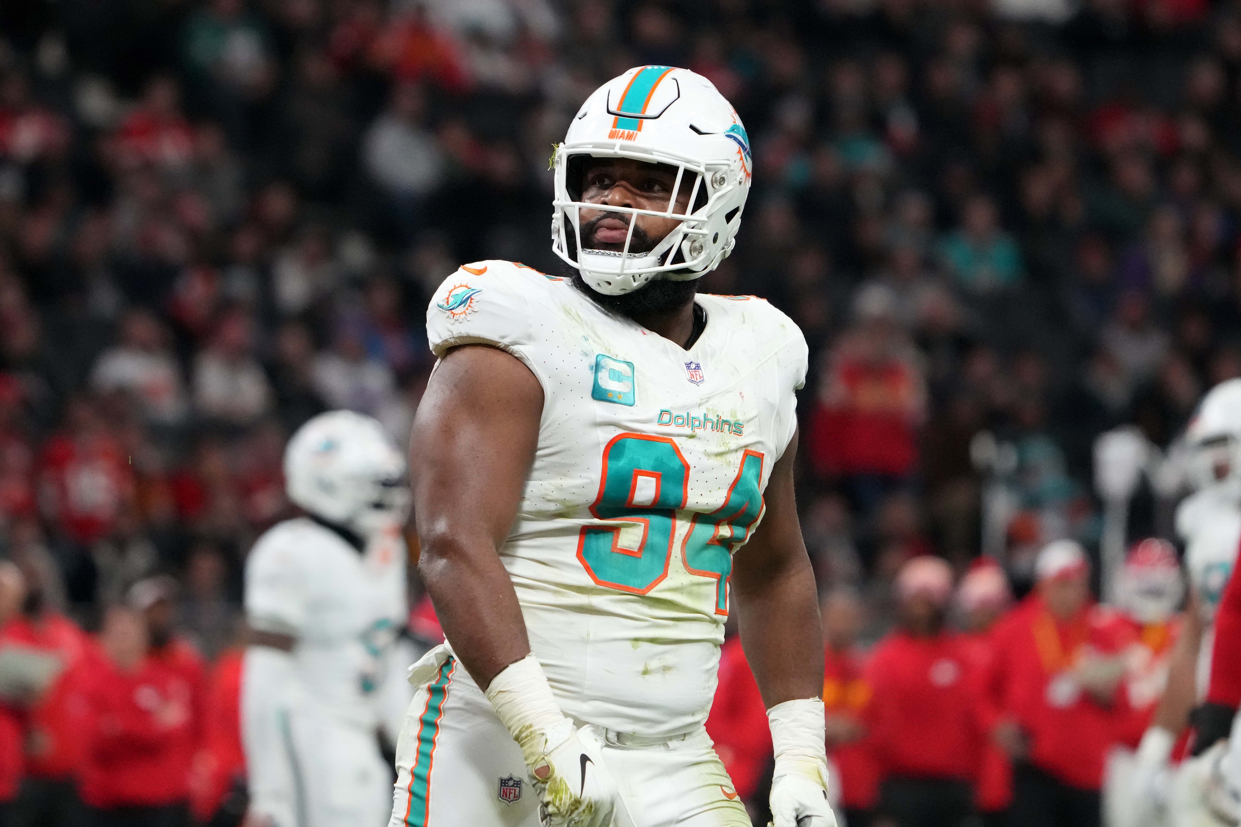 Las Vegas Raiders defensive tackle Christian Wilkins (94) and defensive end Maxx Crosby should make for a dominant tandem against opposing offenses.