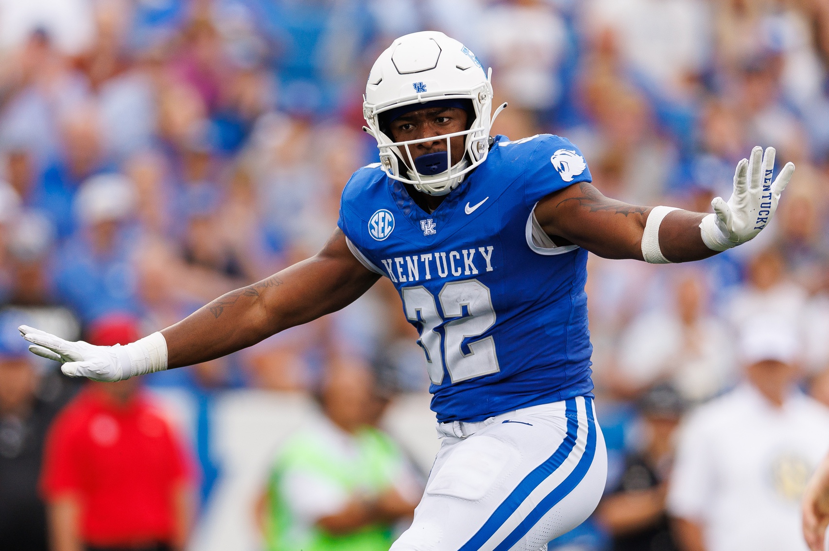 The Las Vegas Raiders could add Kentucky linebacker Trevin Wallace to their linebacker group in the 2024 NFL Draft.