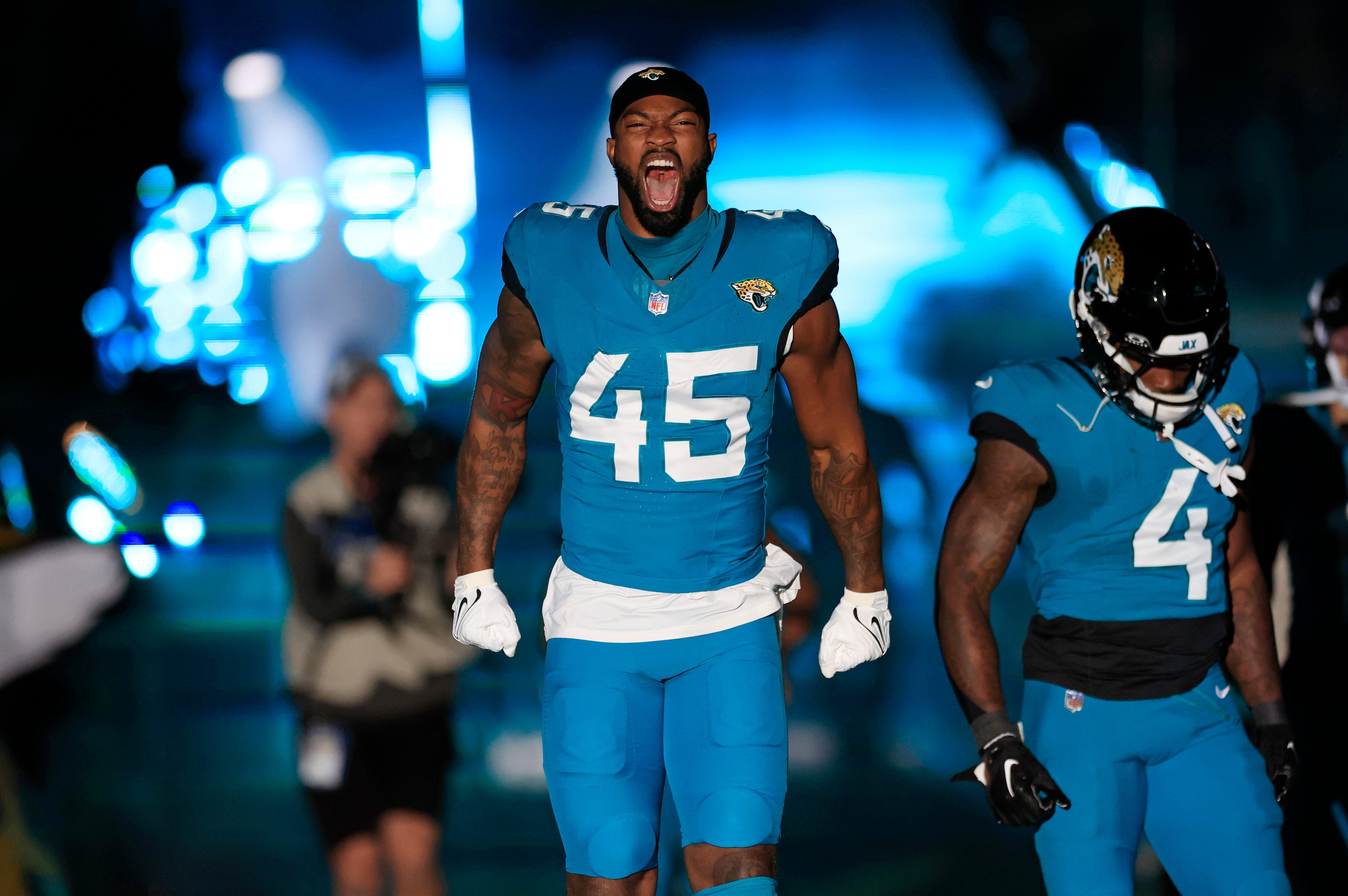 Carolina Panthers to Sign OLB K'Lavon Chaisson to OneYear Deal Sports Illustrated Carolina