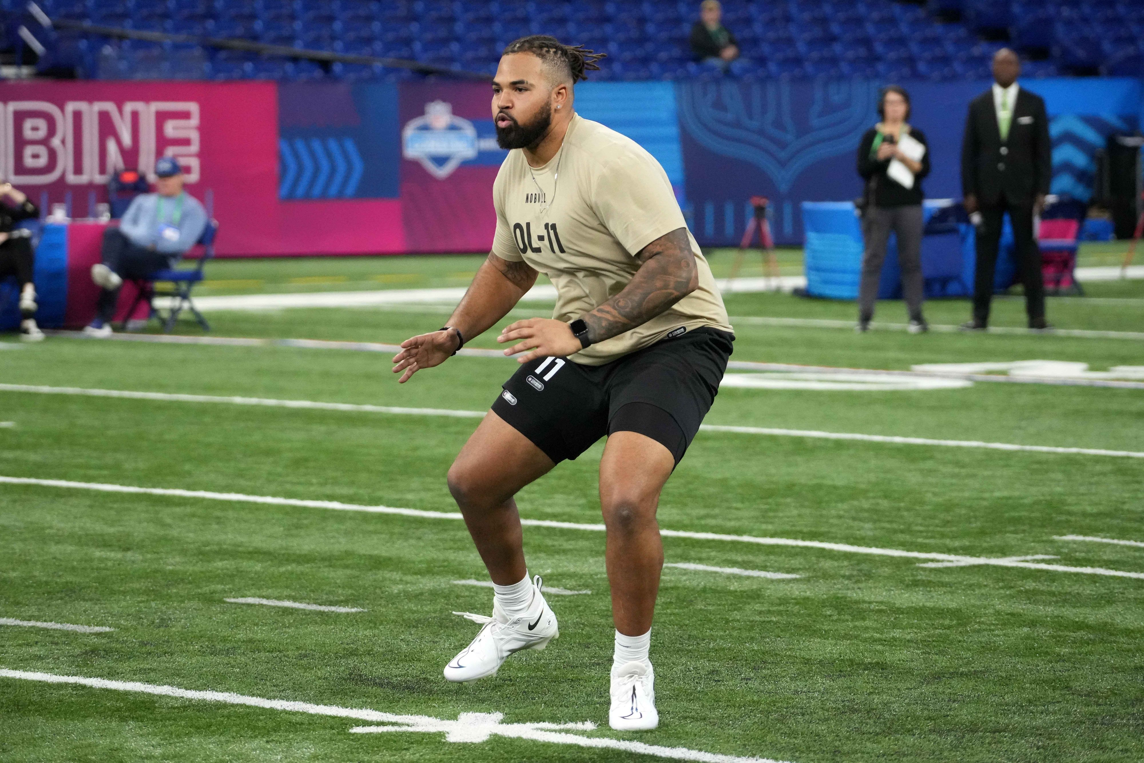 The Las Vegas Raiders need to establish a future for their guard room, and that might have to start in next month's NFL Draft.
