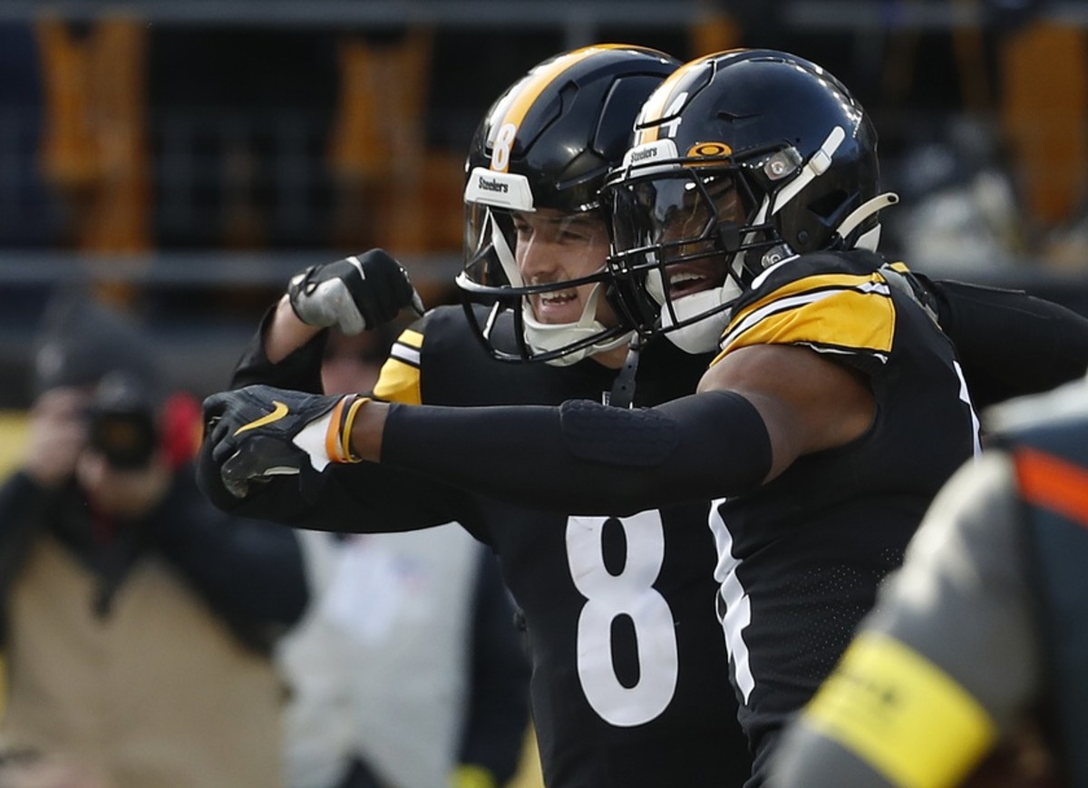 Pittsburgh Steelers WR Pickens Makes Bold Prediction About Him