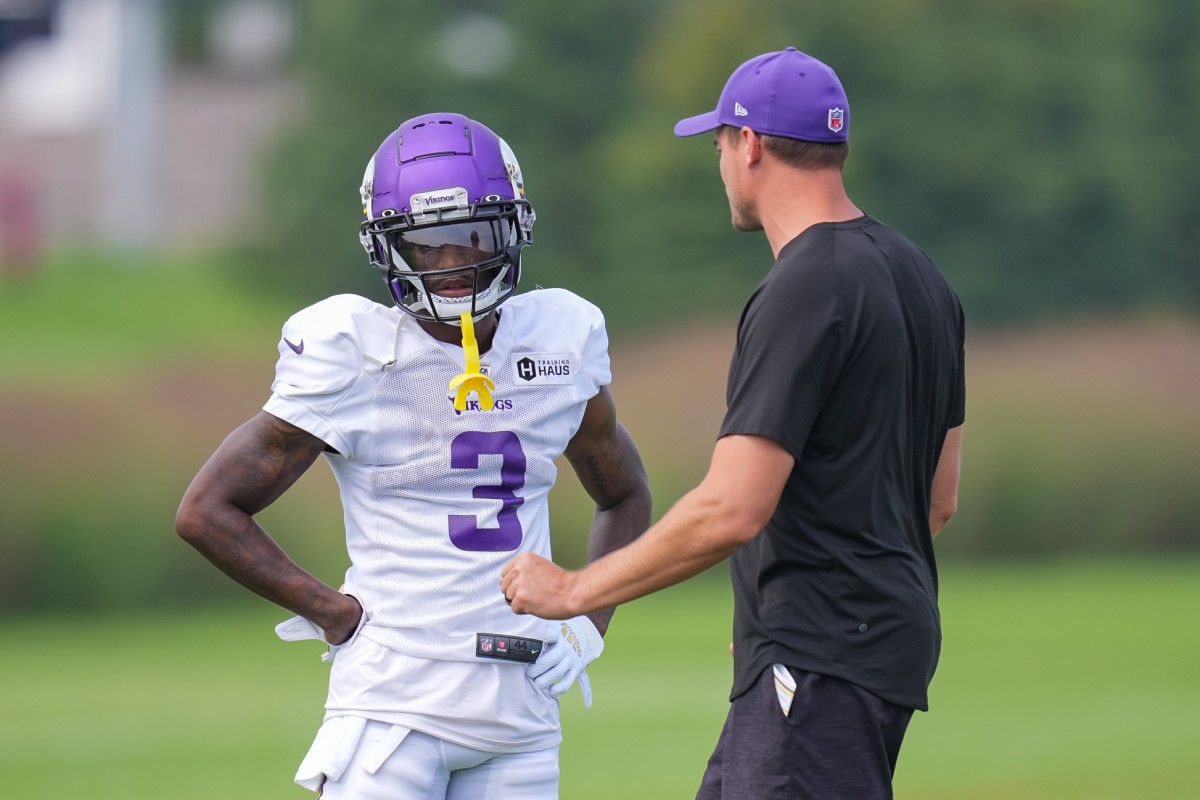 Vikings receiver Jordan Addison and coach Kevin O'Connell