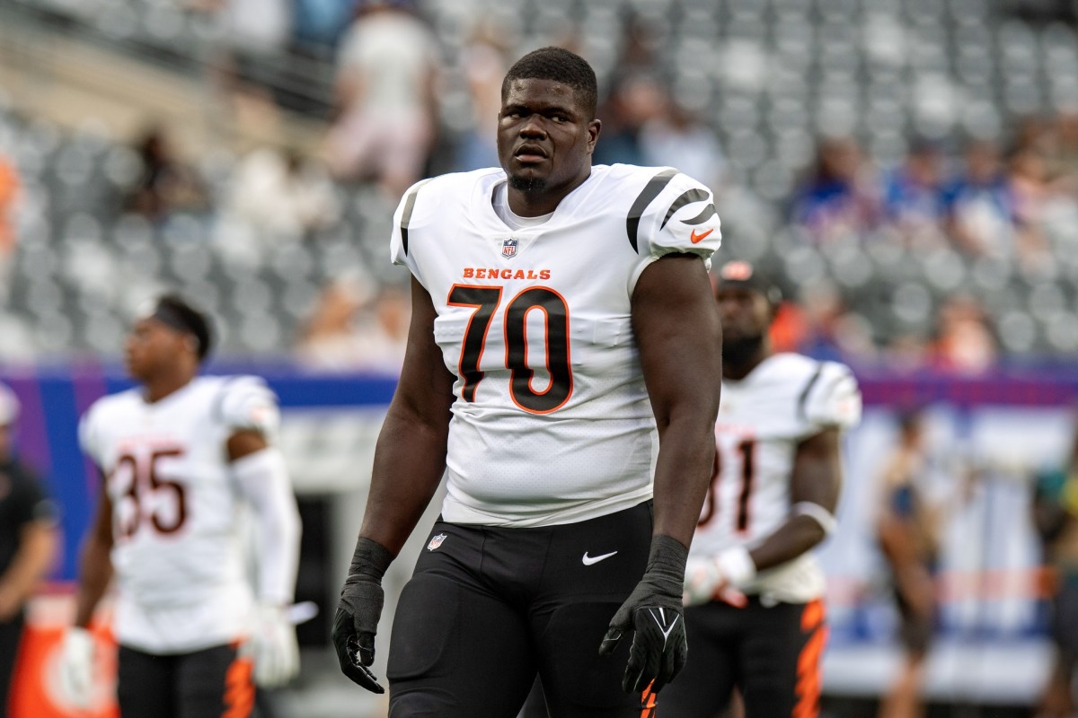 Aug 21, 2022; East Rutherford, New Jersey, USA; Cincinnati Bengals guard D'Ante Smith (70) prior to the preseason game against the New York Giants at MetLife Stadium. Mandatory Credit: John Jones-USA TODAY Sports  