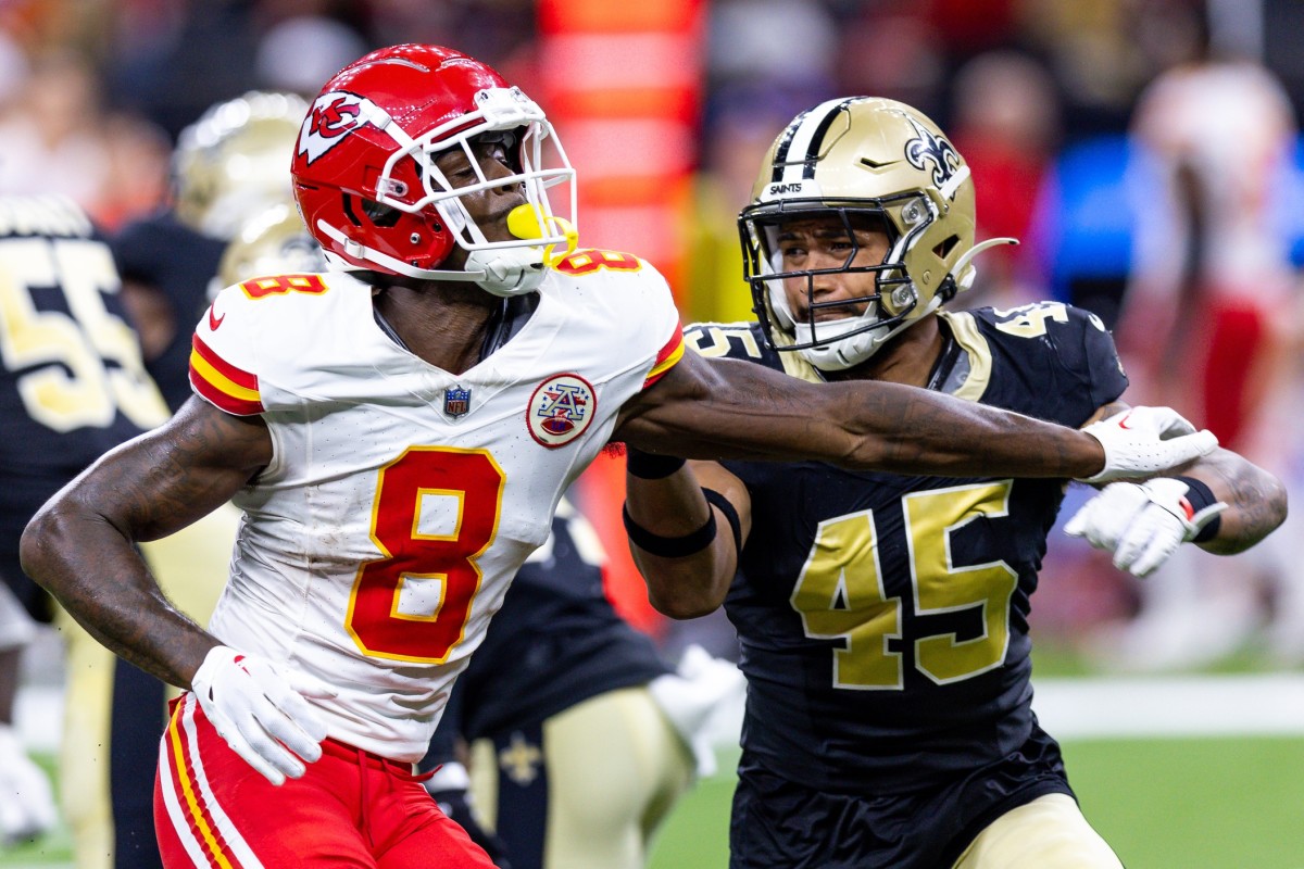 New Orleans Saints linebacker Nephi Sewell (45) blocks Kansas City Chiefs wide receiver Justyn Ross (8) on a punt. Mandatory Credit: Stephen Lew-USA TODAY