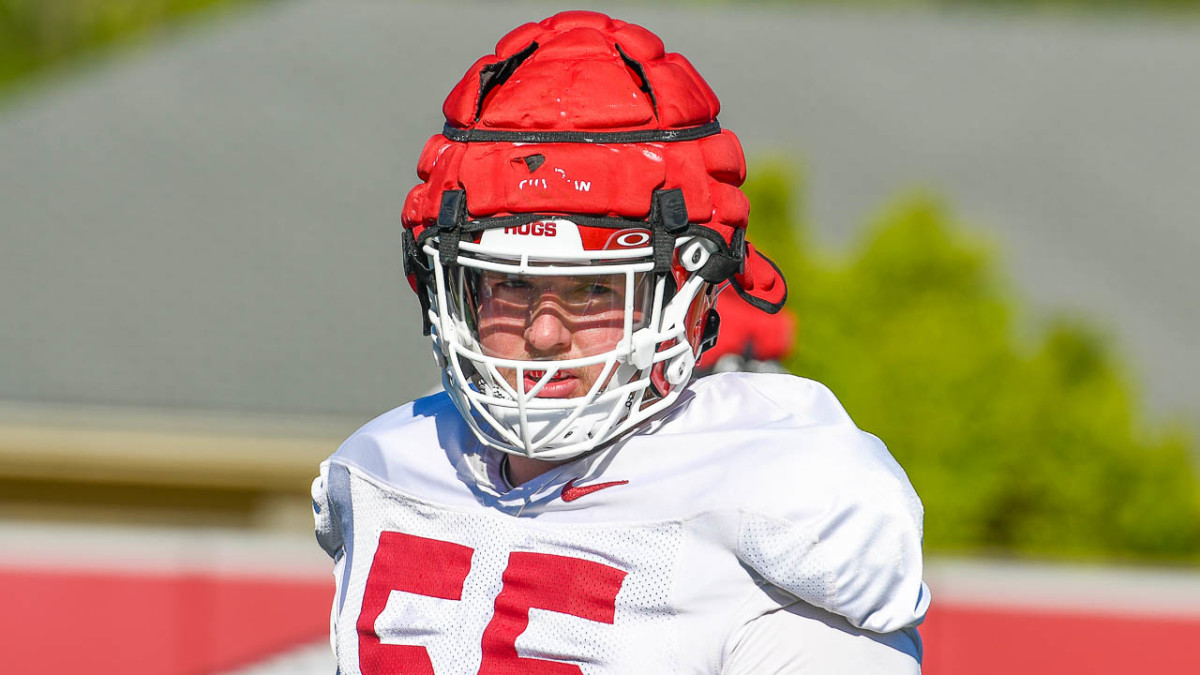 Razorbacks center Beaux Limmer at Tuesday morning practice