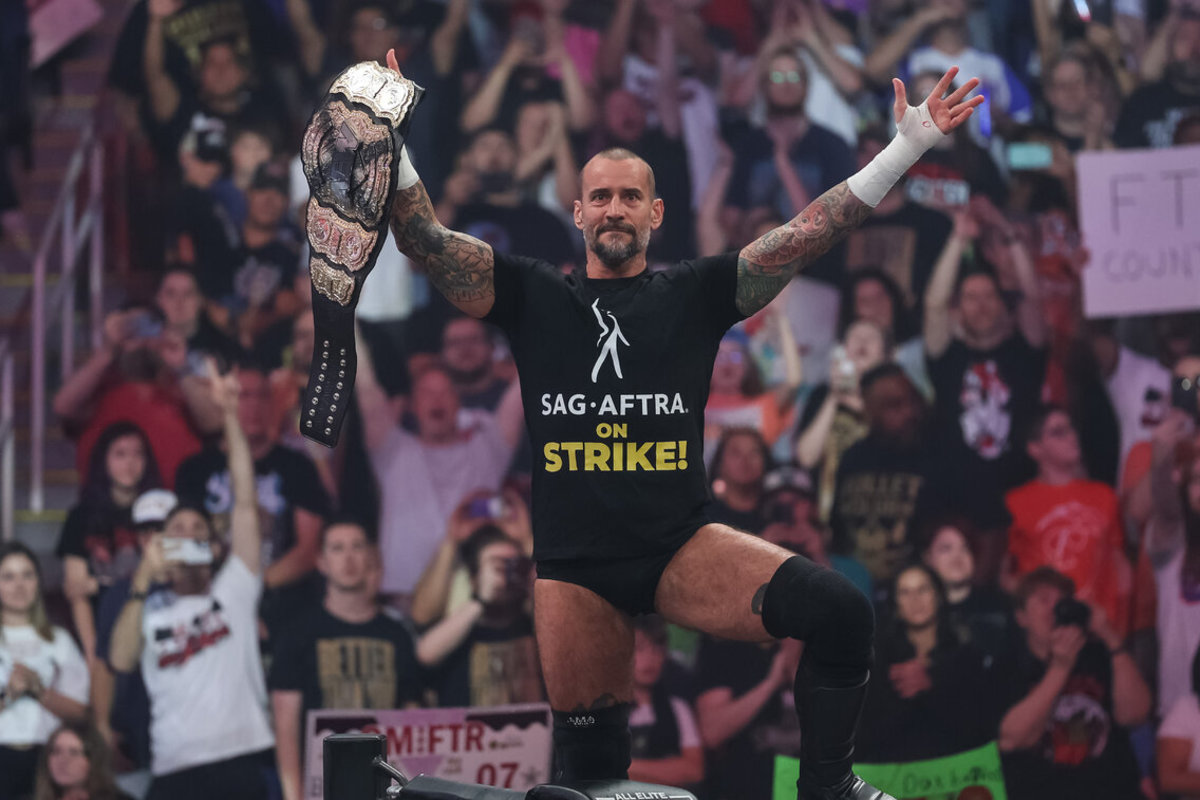CM Punk Dominating Headlines - But Not for the Right Reasons - Sports  Illustrated Wrestling News, Analysis and More