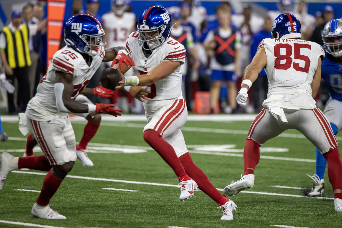 Panthers vs. Giants Prediction, NFL Best Bets, Picks & Odds Fri, 8/18