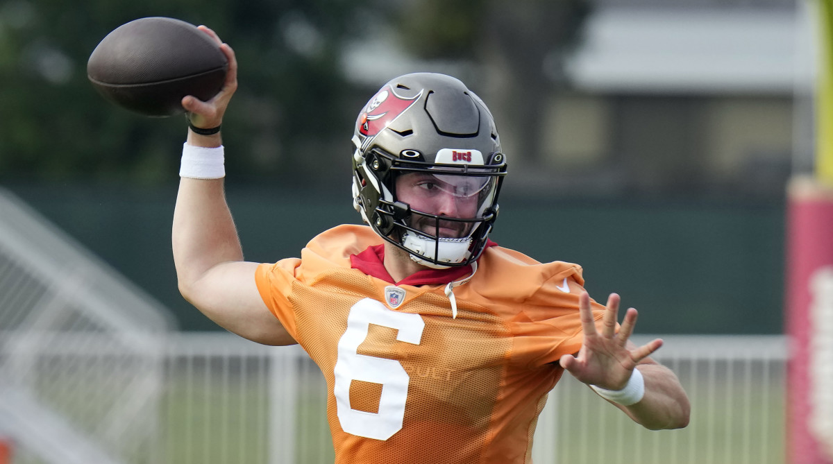 Buccaneers quarterback Baker Mayfield throws a pass during training camp.