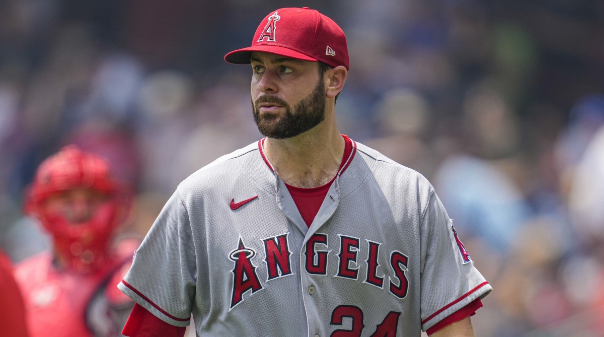Angels pitcher Lucas Giolito