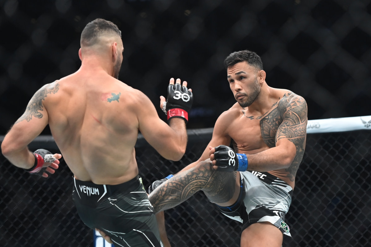 Chris Weidman and Brad Tavares during their UFC 292 matchup in Boston.