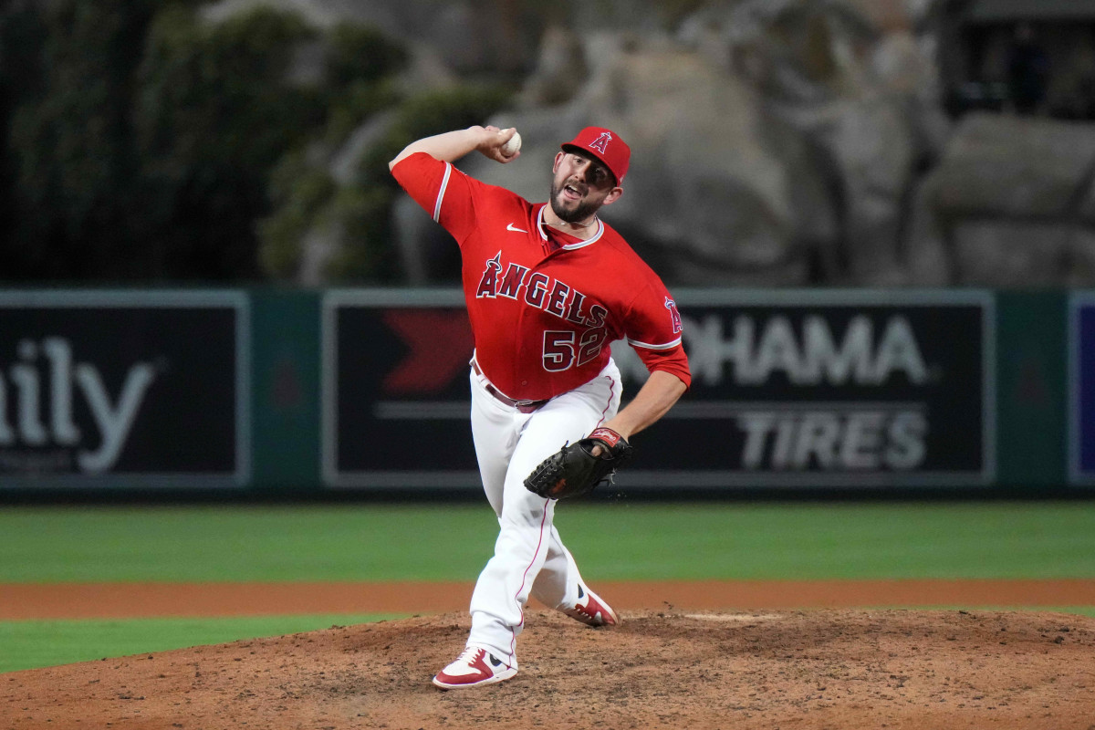 Los Angeles Angels relief pitcher Dominic Leone throws in the ninth inning against the SF Giants at Angel Stadium. (2023)
