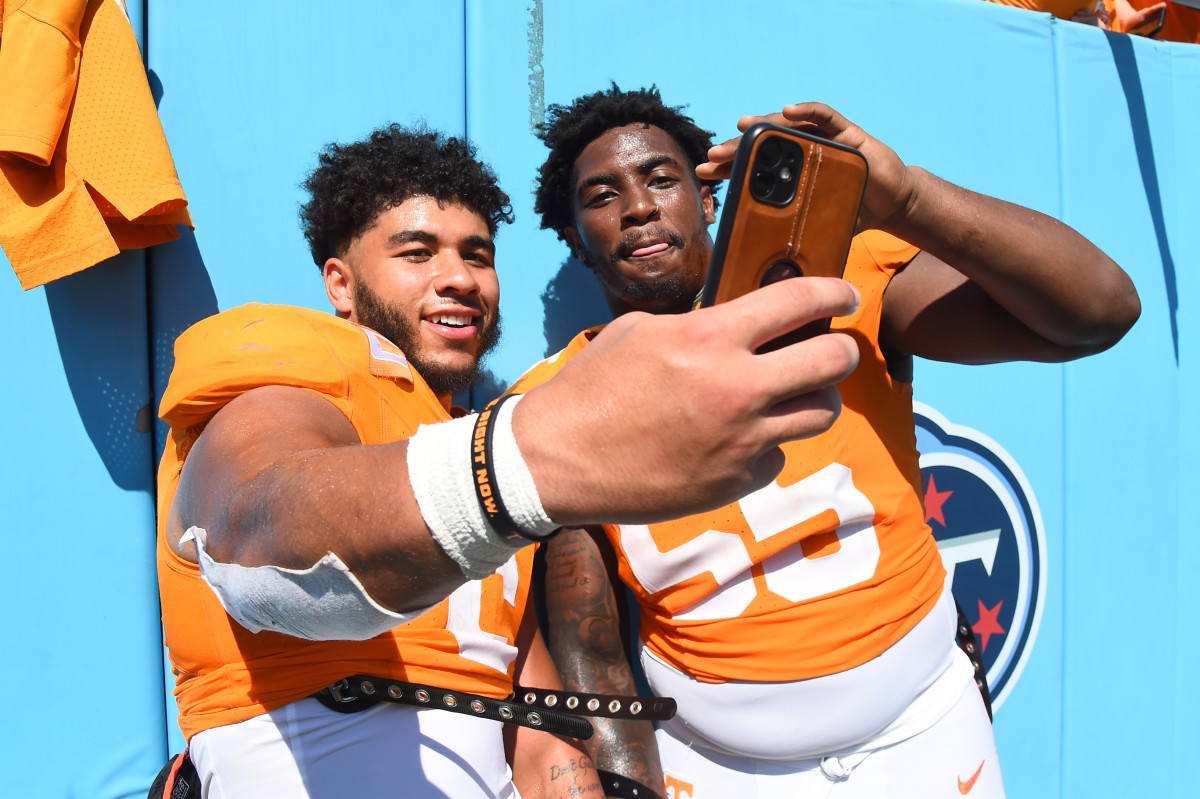Tennessee Volunteers ILB Aaron Beasley and DL Omarr Norman-Lott after the win against Virginia on September 2nd, 2023, in Nashville, Tennessee. (Photo by Christopher Hanewinckel of USA Today Sports)