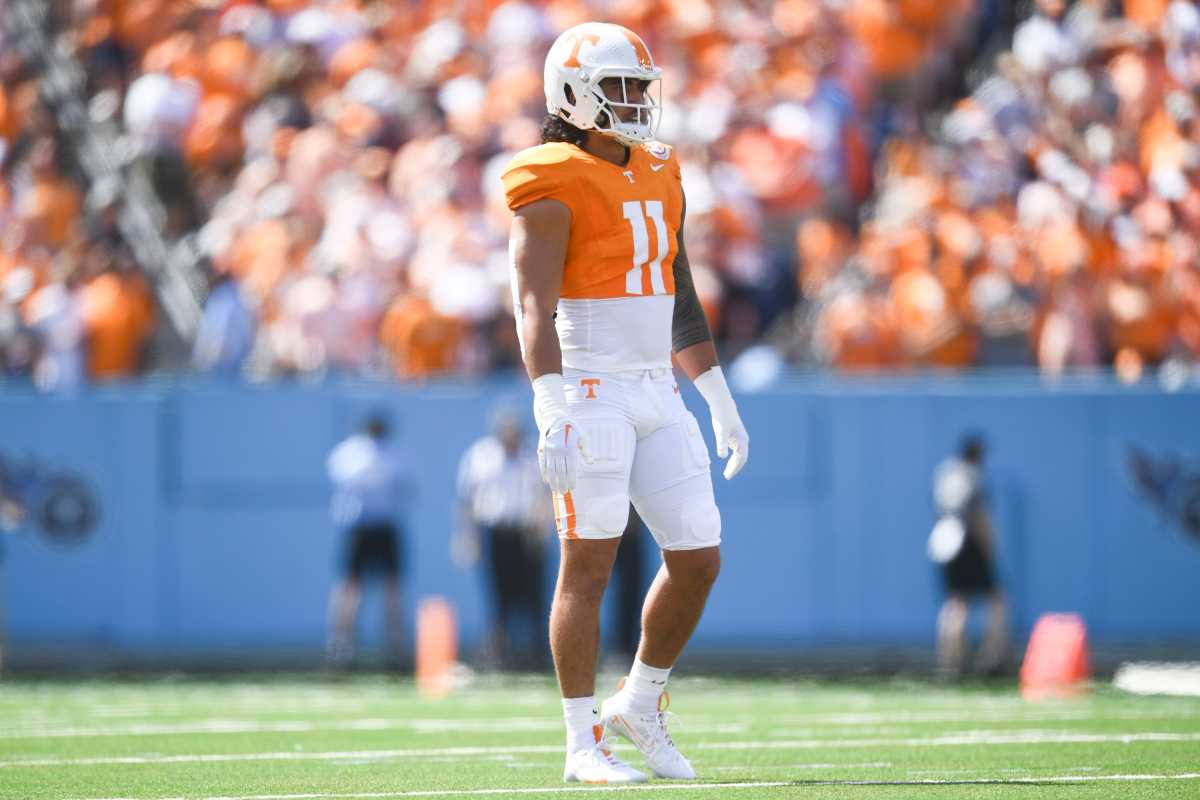 Tennessee Volunteers LB Keenan Pili during the win over Virginia. (Photo by Caitie McMekin of the News Sentinel)