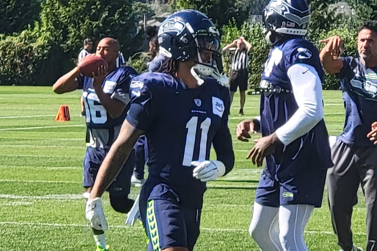 Seahawks receiver Jaxon Smith-Njigba warming up before practice leading up to a Week 1 matchup with the Rams.