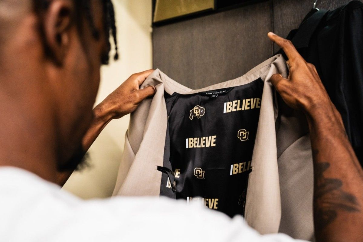 Colorado will debut custom Michael Strahan brand suits before Nebraska