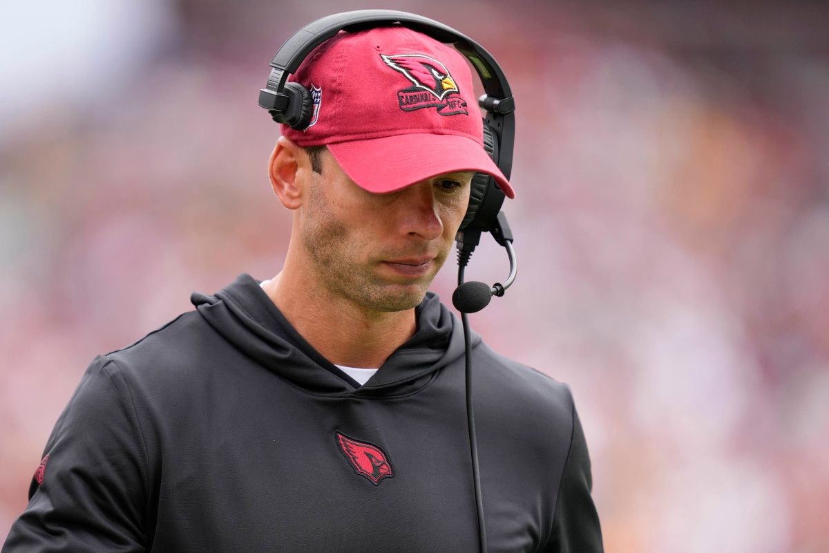 Arizona Cardinals head coach Jonathan Gannon