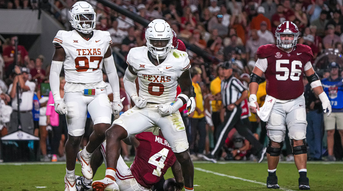 Texas celebrating against Alabama.