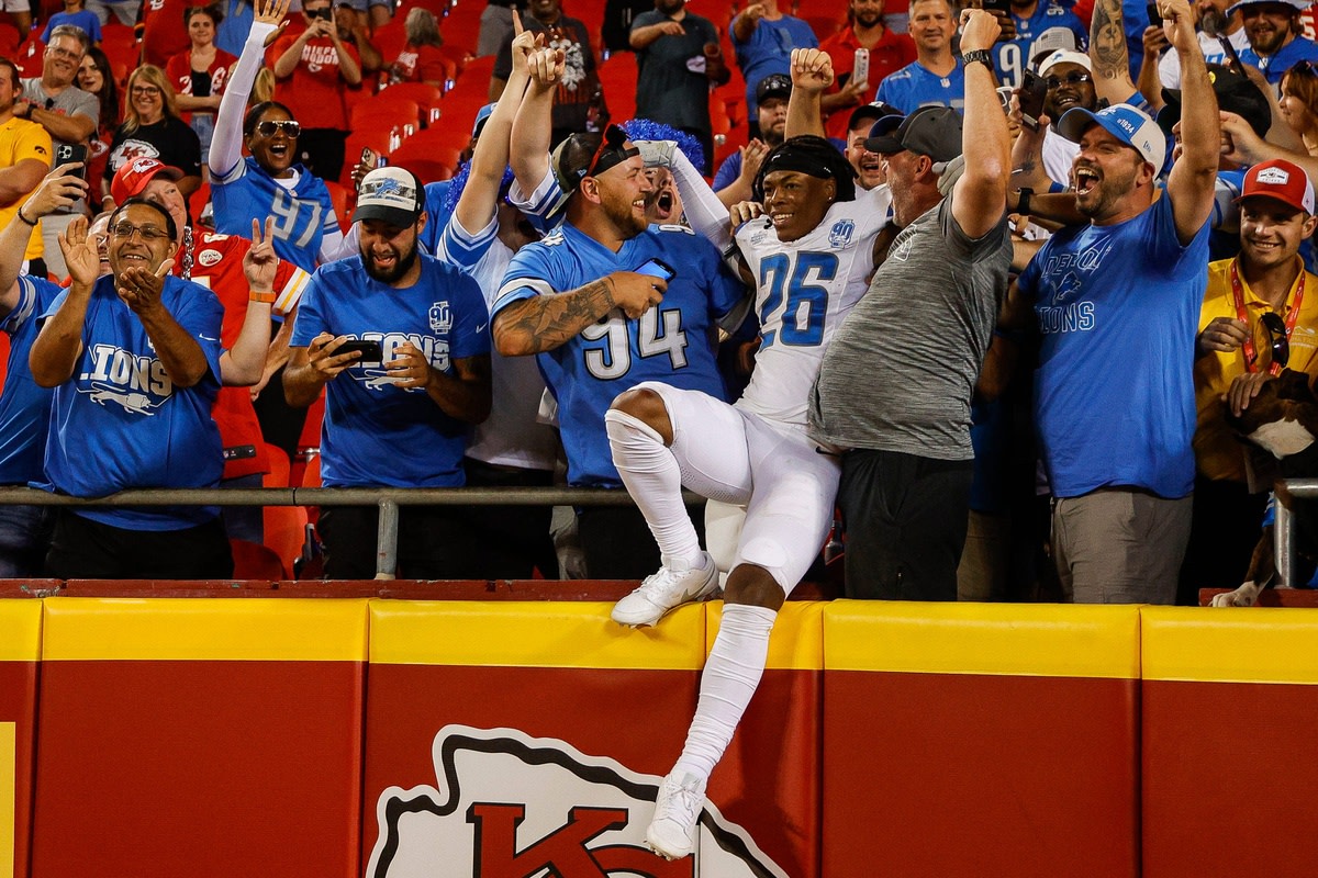 Lions running back Jahmyr Gibbs celebrates the Lions' upset win of the Chiefs in the NFL opener Thursday night.