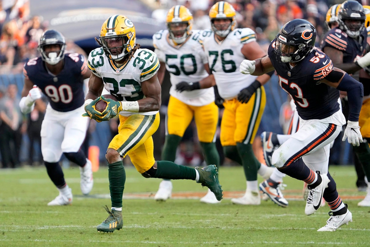 Packers running back Aaron Jones scored a pair of touchdowns Sunday, rushing for 42 yards and catching two passes for 86 yards in Green Bay's 38-20 win over the Bears in Week 1.