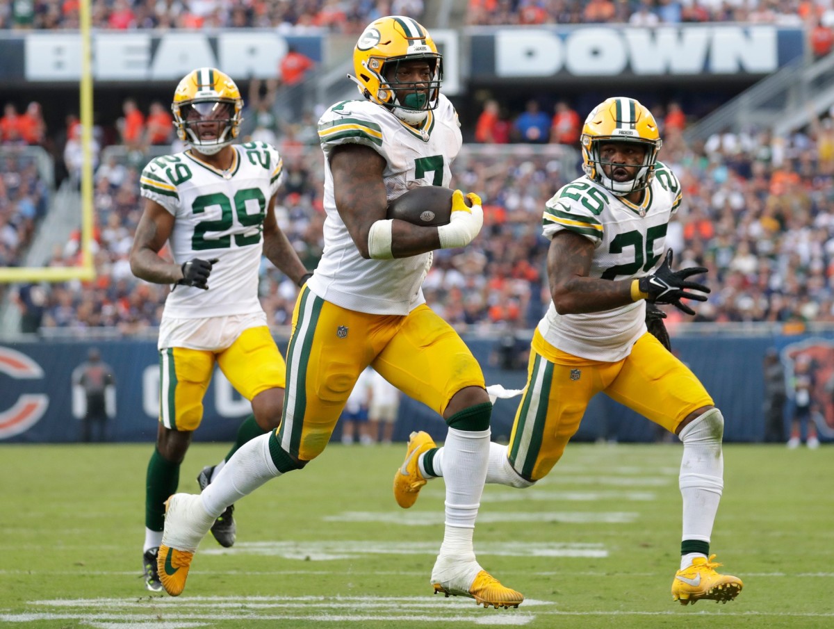 Packers linebacker Quay Walker had an incredible interception return for a touchdown against the Bears in Week 1.