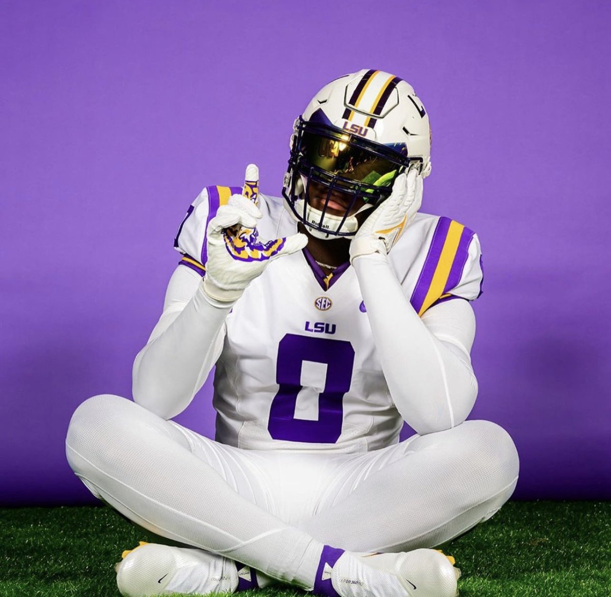 LOOK LSU Hosts Texas A&M Commit Gabriel Reliford For Visit Sports