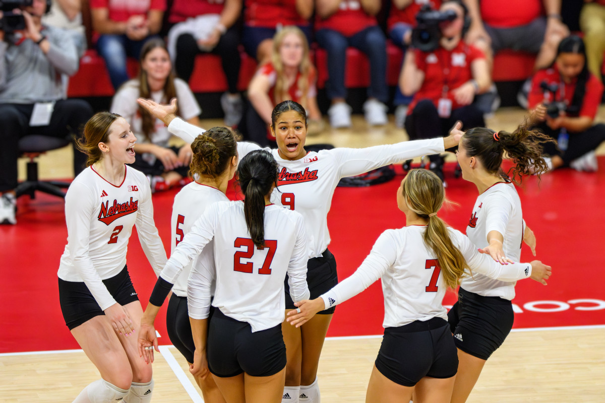 Gallery Nebraska vs. Kentucky Volleyball All Huskers