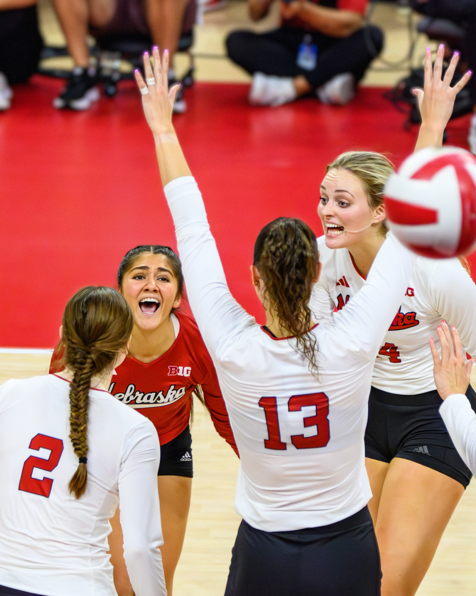 Gallery Nebraska vs. Kentucky Volleyball All Huskers