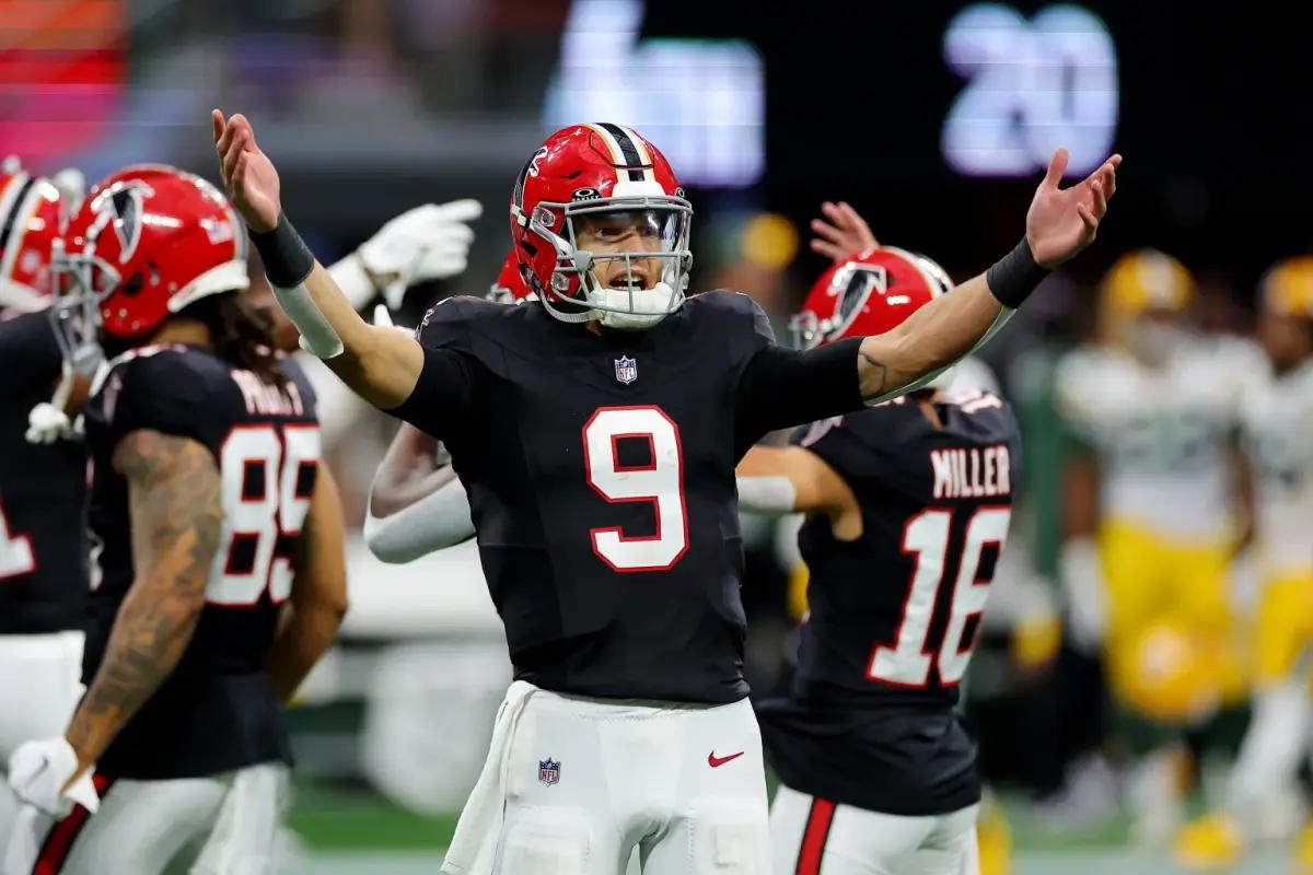 Desmond Delivers: Falcons QB Ridder Clutch, Stars Late vs. Packers - Sports  Illustrated Atlanta Falcons News, Analysis and More