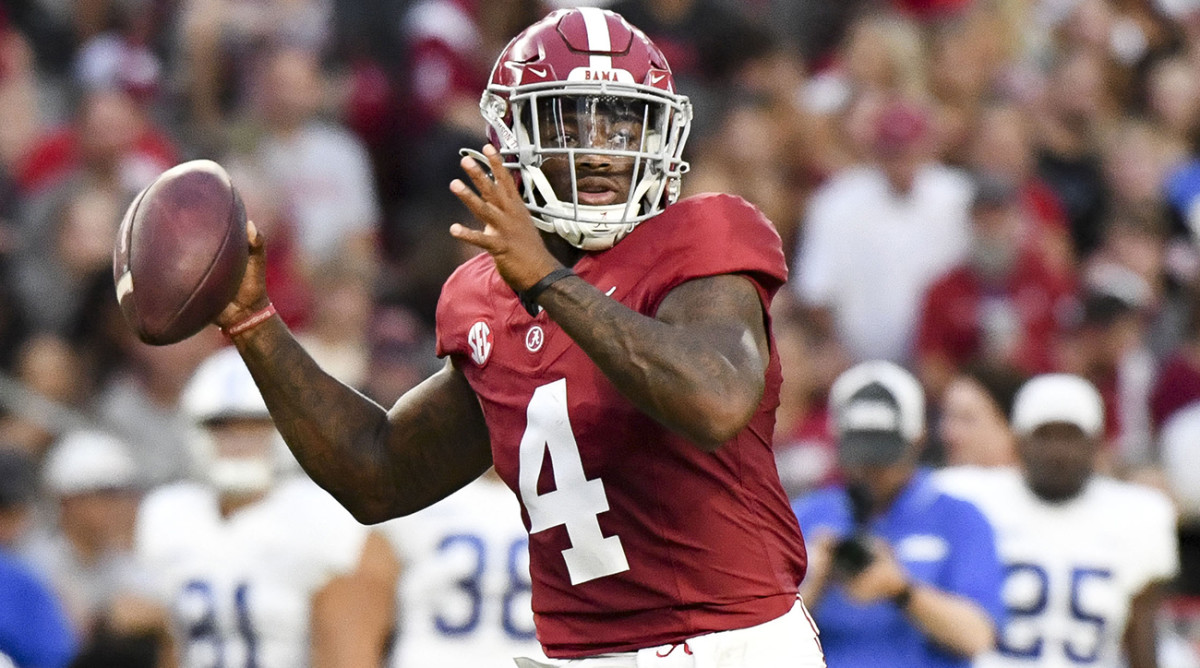 Alabama Crimson Tide quarterback Jalen Milroe looks to pass during a game against Middle Tennessee on Sept. 2, 2023.