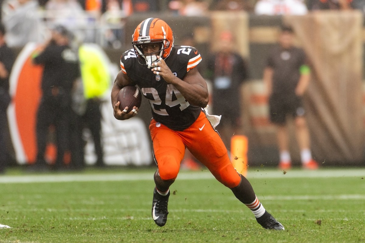 Cleveland Browns RB Nick Chubb Suffers Knee Injury vs. Pittsburgh ...