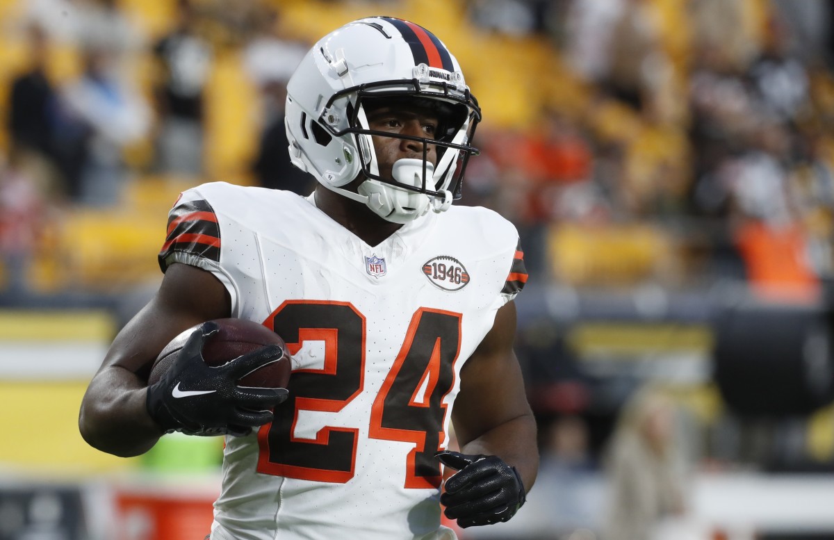 Nick Chubb Suffers Gruesome Knee Injury Against Steelers Sports