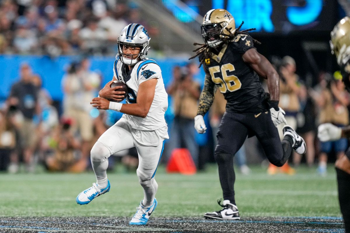 New Orleans Saints linebacker Demario Davis (56) chases Carolina Panthers quarterback Bryce Young (9)