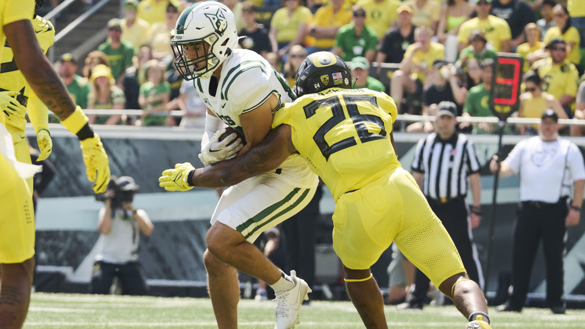 Portland State Vikings wide receiver Chance Miller catches a touchdown pass.