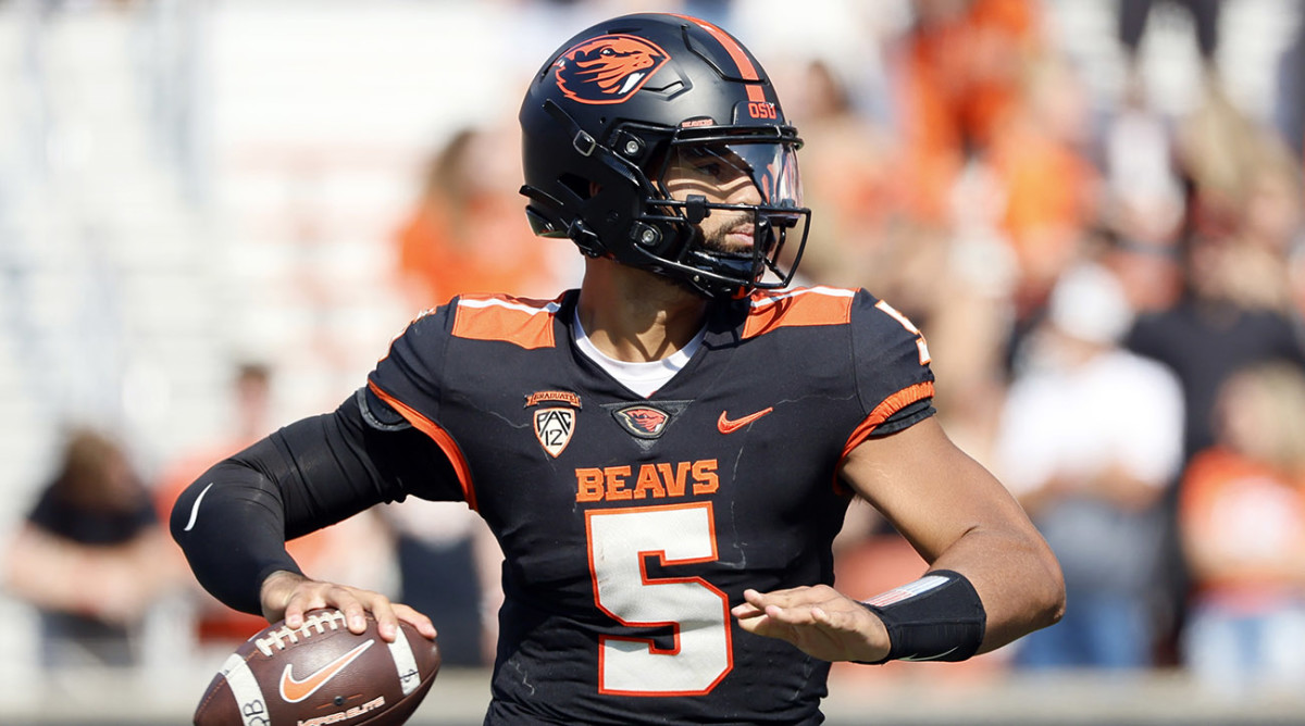 Oregon State quarterback DJ Uiagalelei