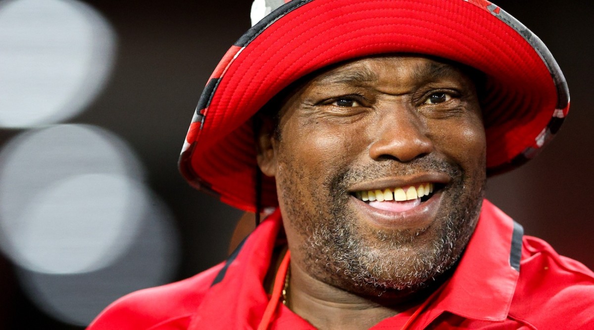 Former Tampa Bay Buccaneers Warren Sapp looks on from the sideline before a game against the New Orleans Saints at Raymond James Stadium on Dec. 5, 2022.
