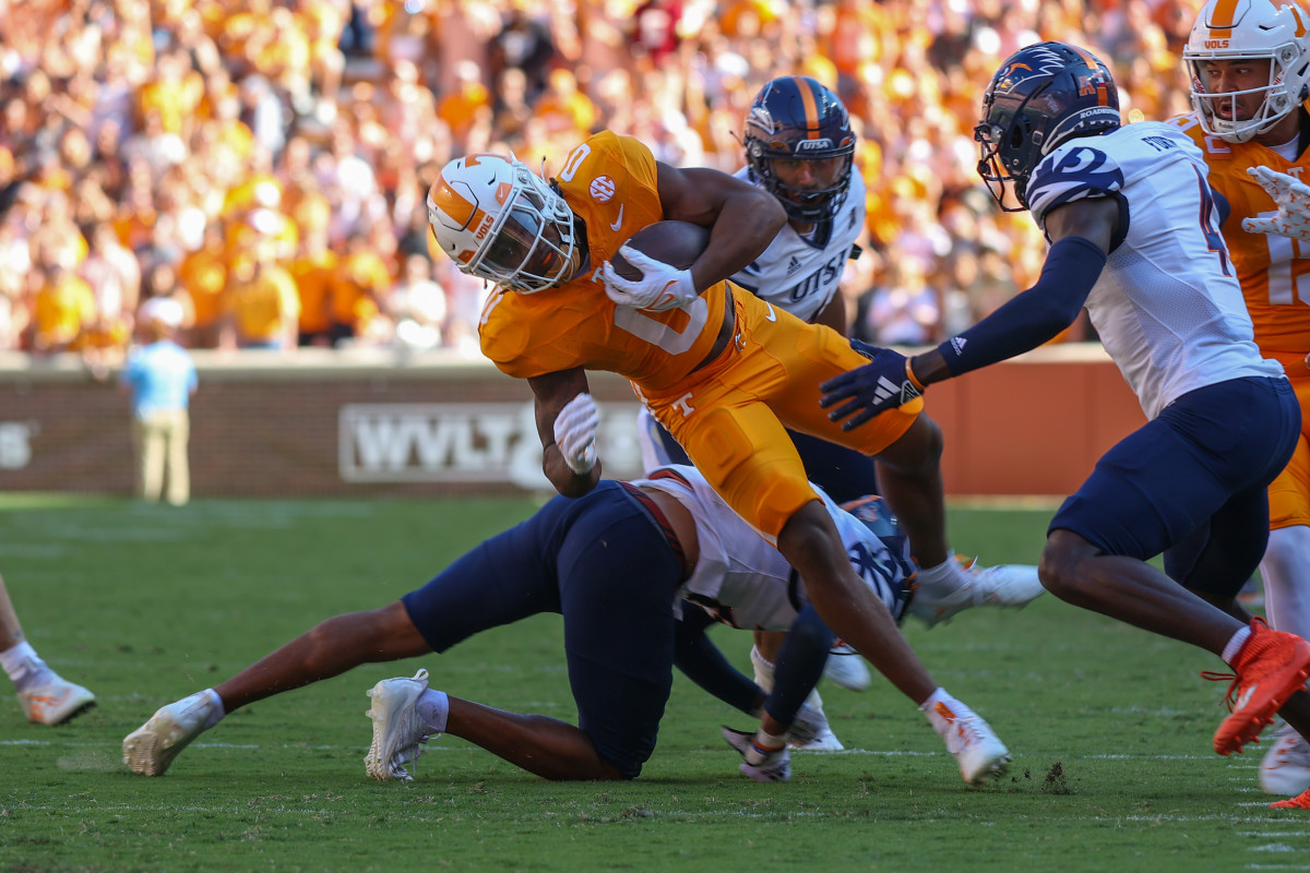 Tennessee Football Halftime Report vs. UTSA Sports Illustrated