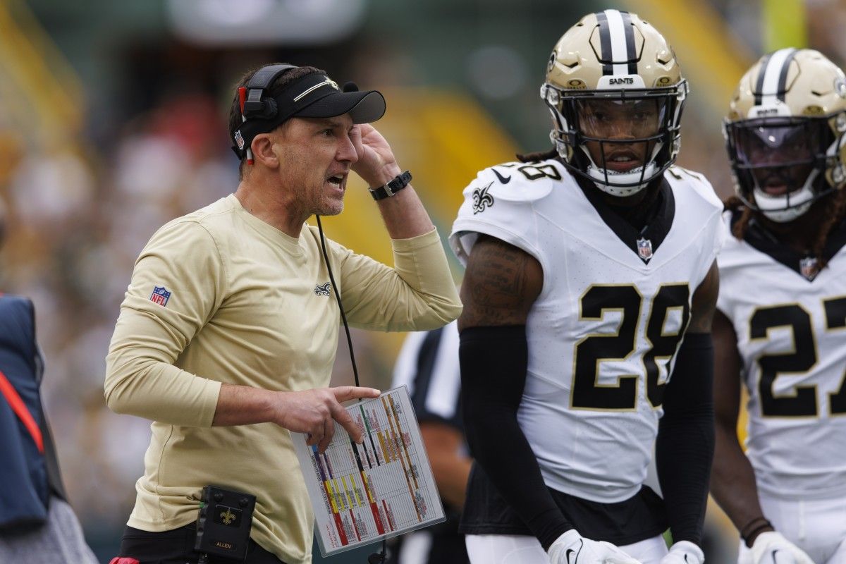 Dennis Allen